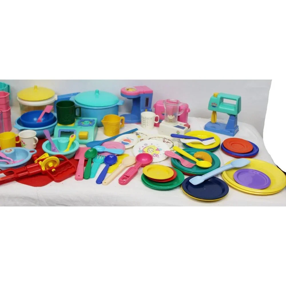 Vtg 1990s Play Dishes Fun with Food Pots Forks Blender Pans Measuring Cups Bowls
